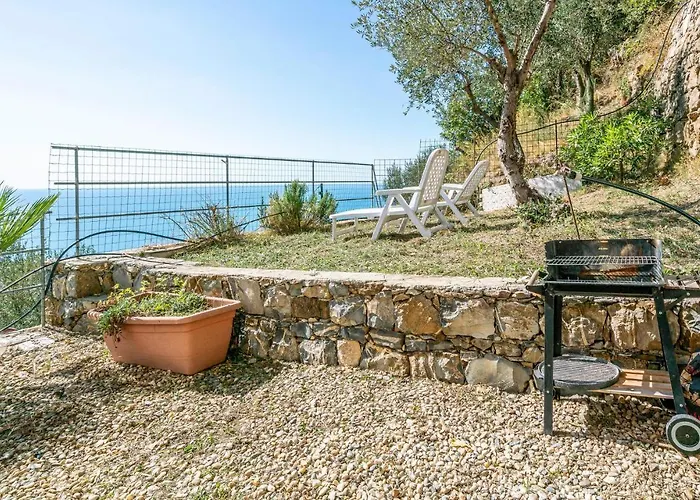 La Casa Rossa Framura